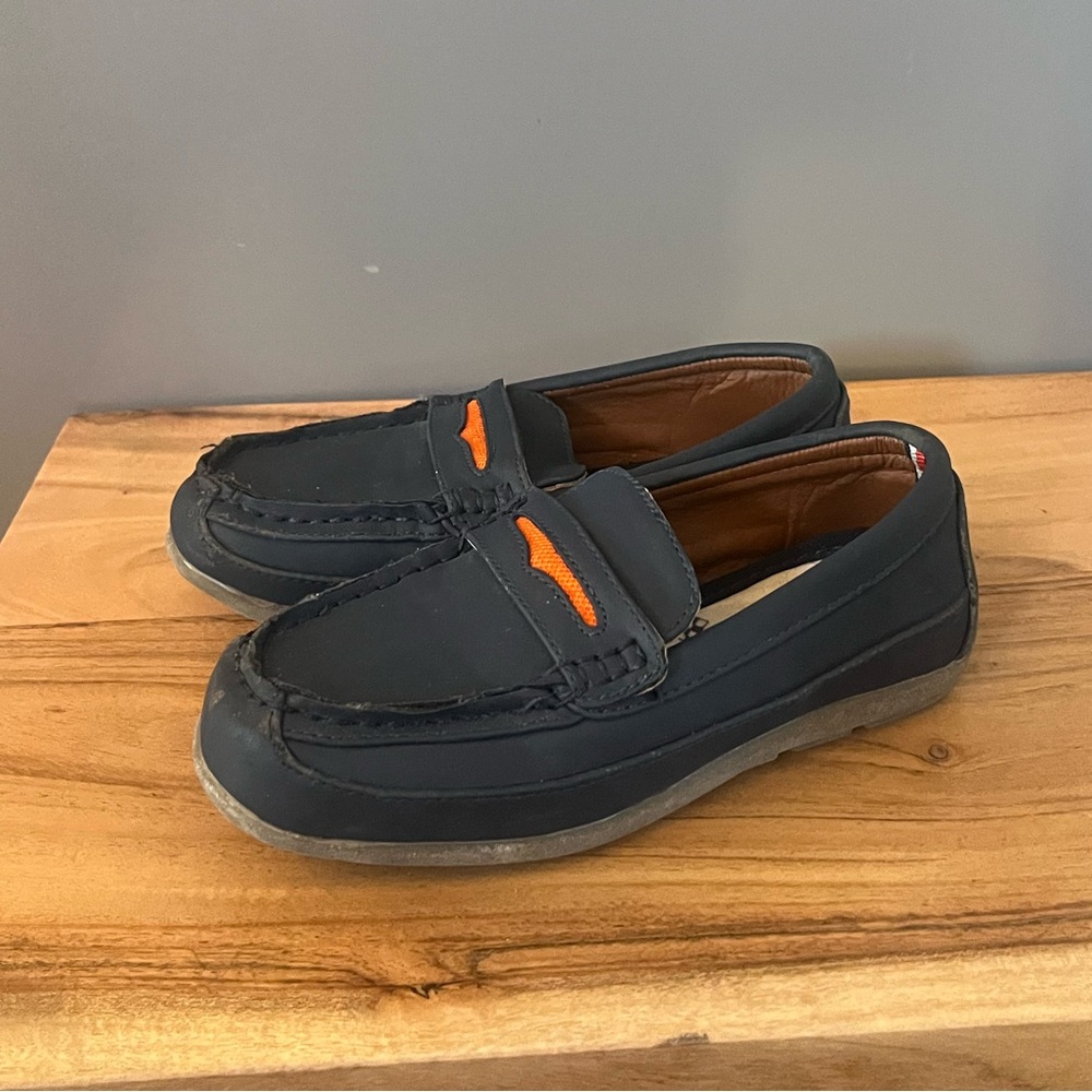 Tommy Hilfiger boys size 11 navy blue loathers